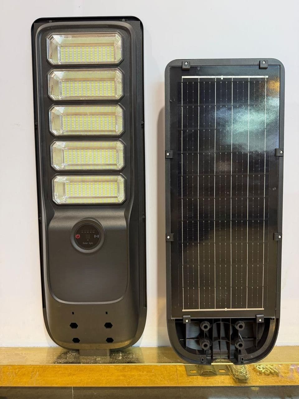Solar Street Light - Motion Sensor and Remote Control